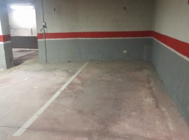 Plaza de garaje y trastero